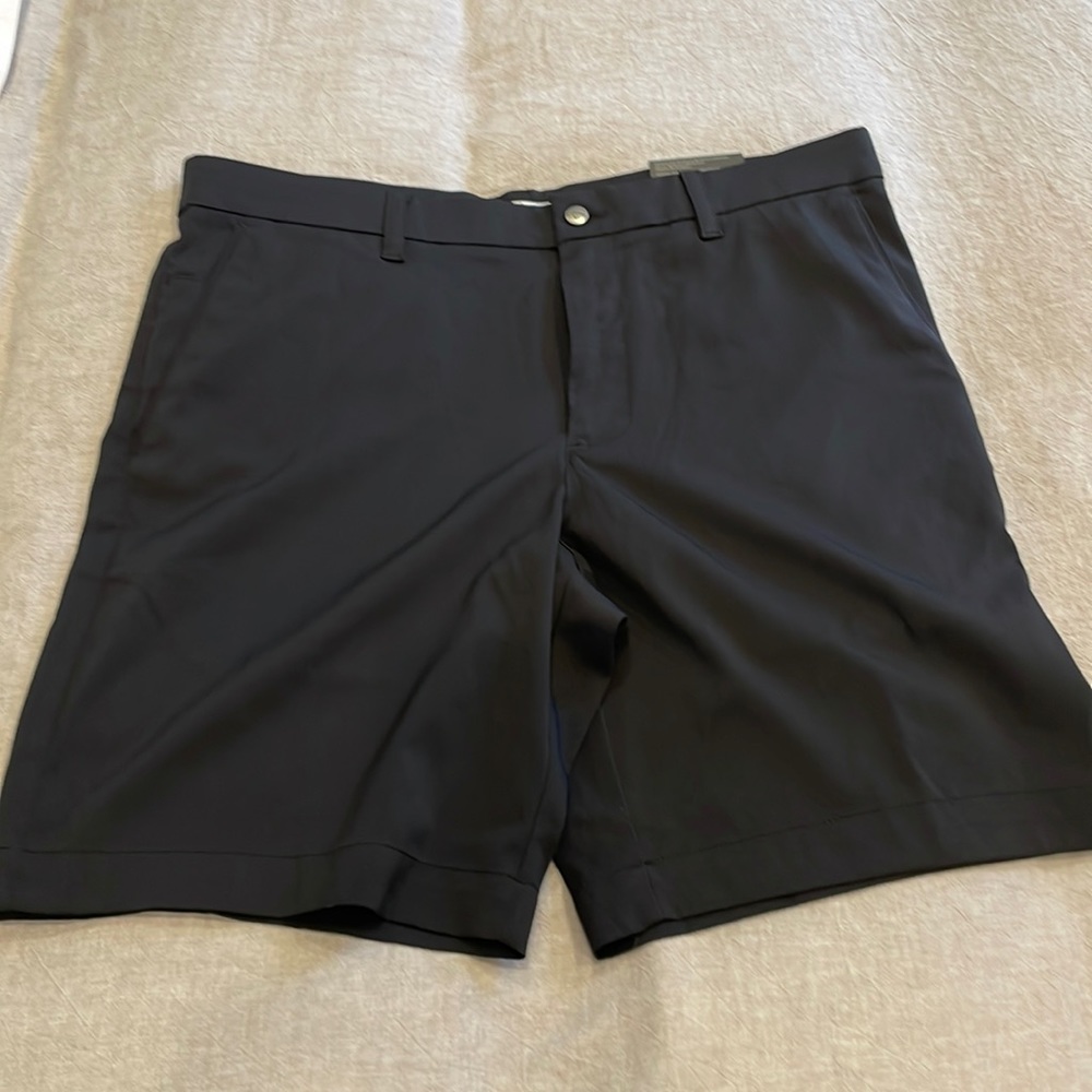 Callaway Caviar Black 34w Golf Shorts Stretch Waistband. Brand new